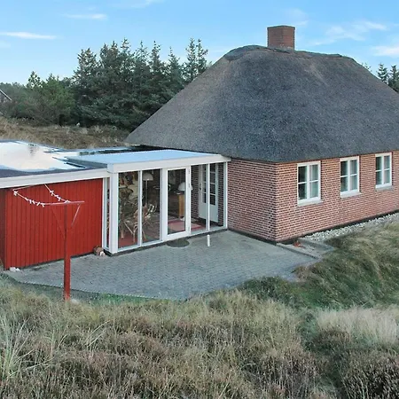 Zuzan - 500m From The Sea By Interhome *